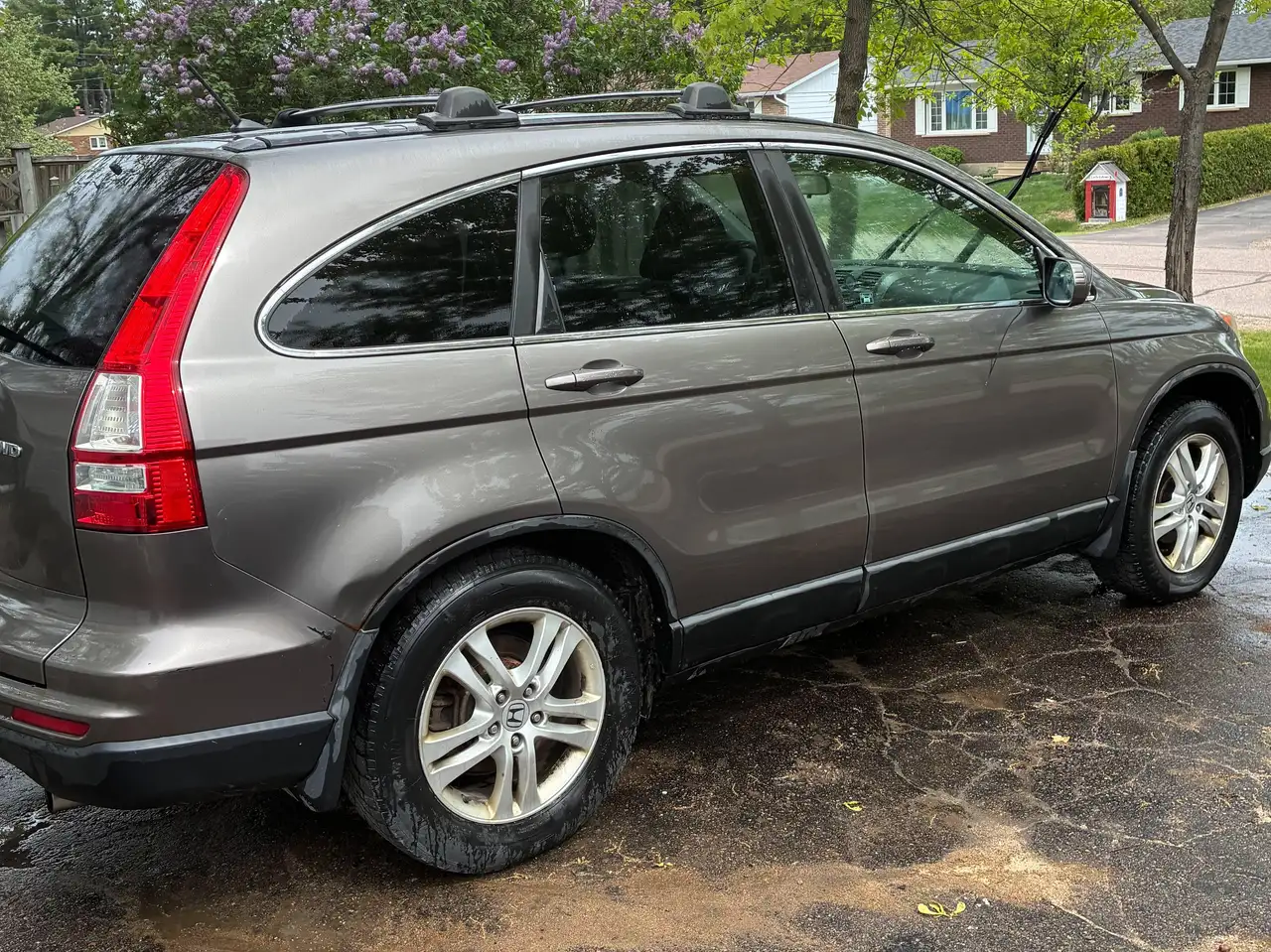 Honda CR-V photo Honda CR-V