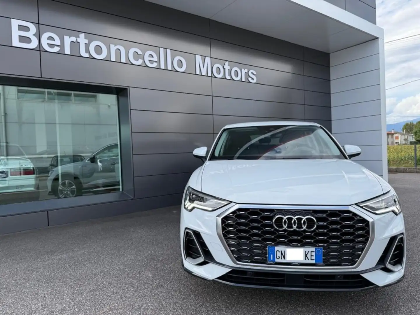 Audi Q3 35 TDI SPB S-TRONIC S-LINE EDITION SLINE LED-19" Bianco - 2