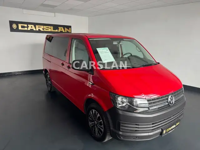 Volkswagen Transporter view 2