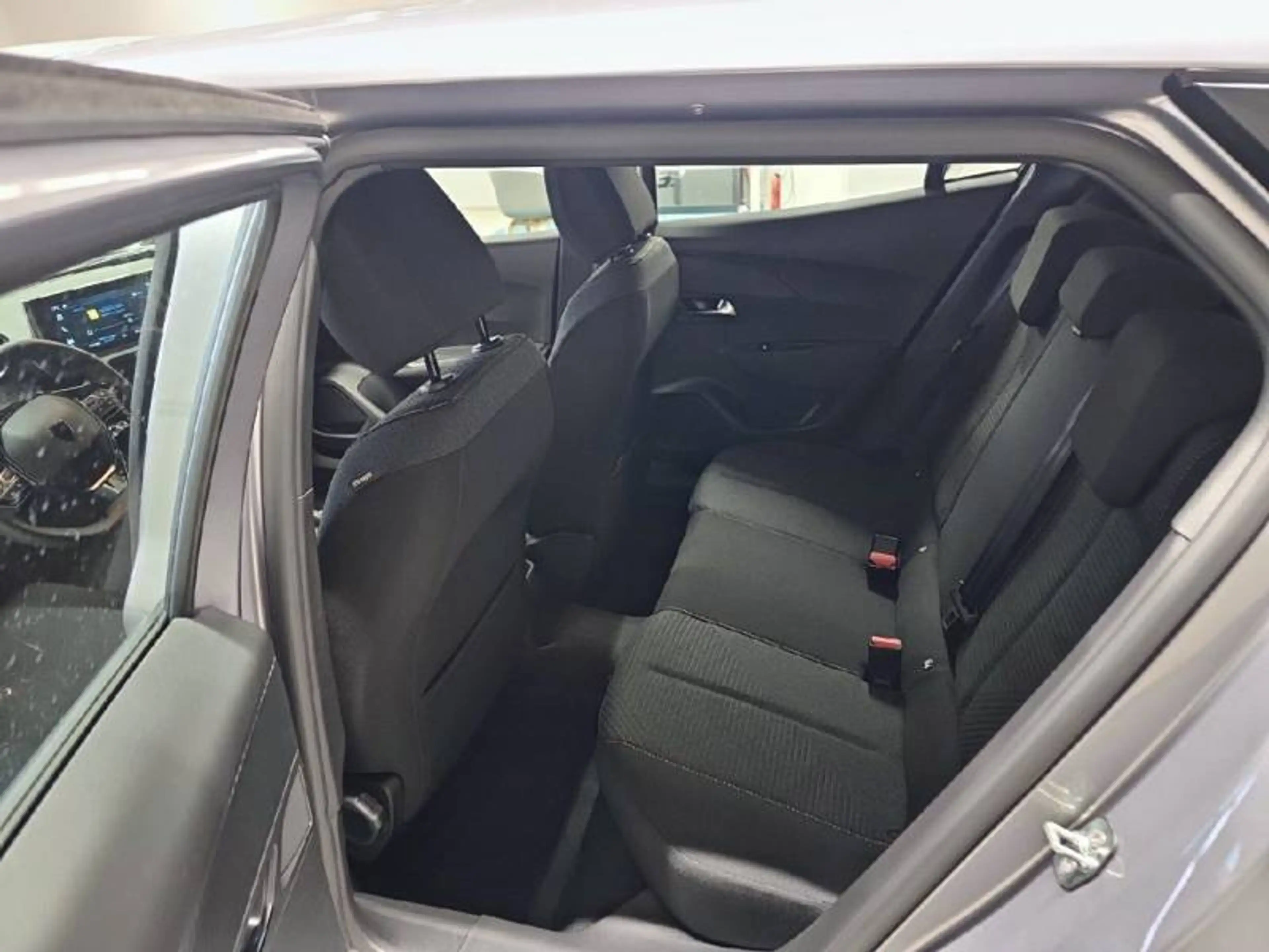 Peugeot 2008 2 1.2 Puretech 74KW S&S Style — photo 10