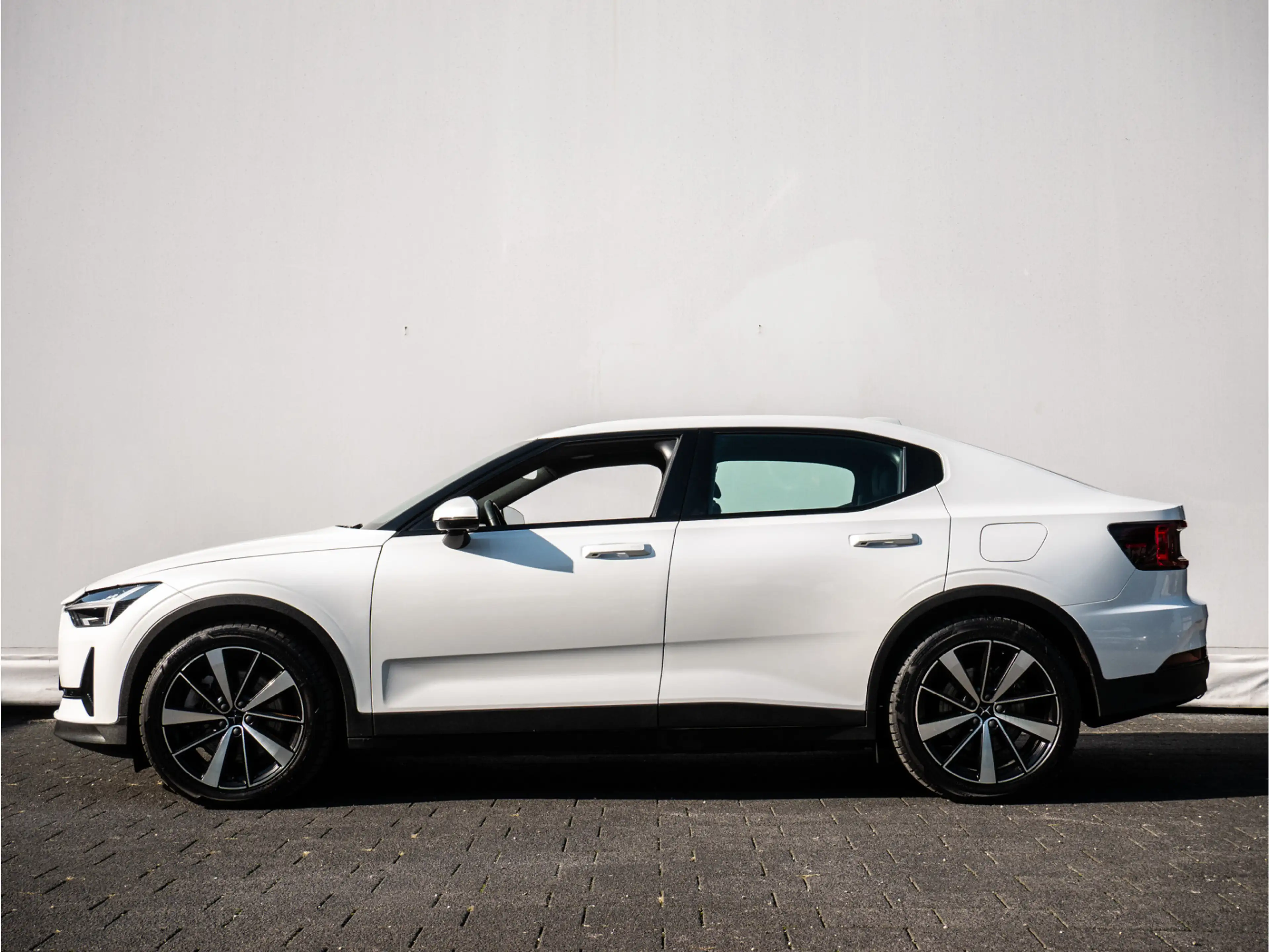 Polestar 2 Long Range Single Motor 78 kWh SOH 90% Trekhaak/ P — photo 6