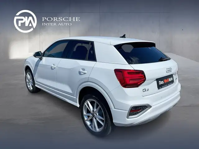 Audi Q2 view 3