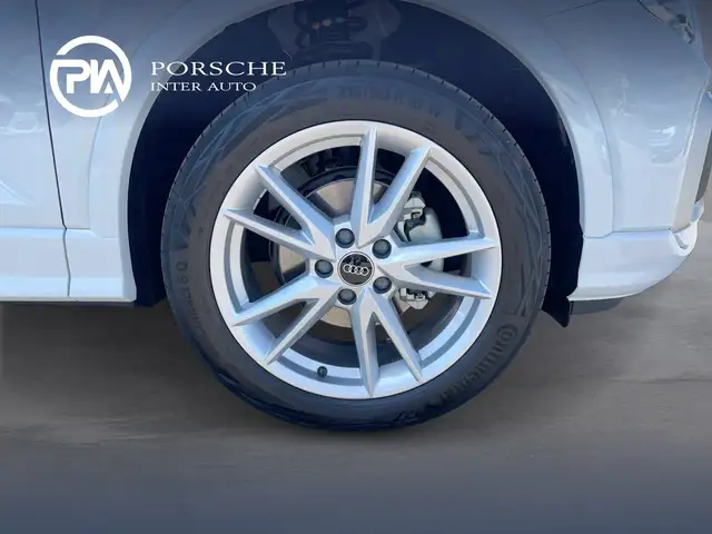 Audi Q2 view 7
