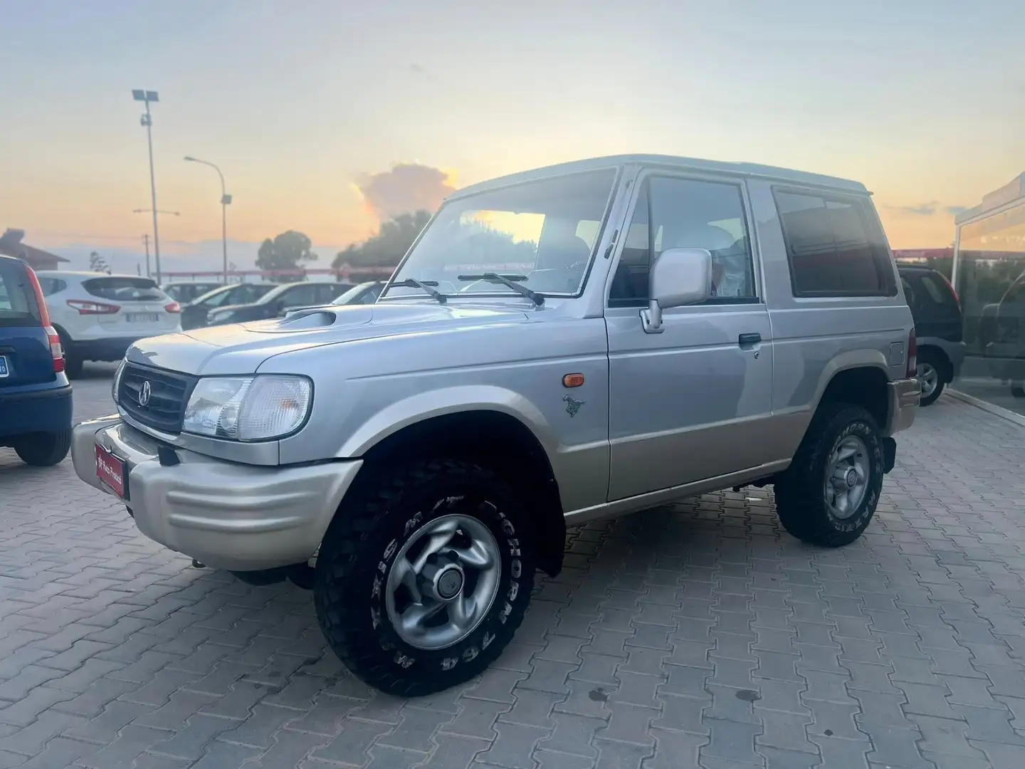 Hyundai Galloper Hyundai Galloper 2.5 TDI Corto iscritto ASI Gris - 1