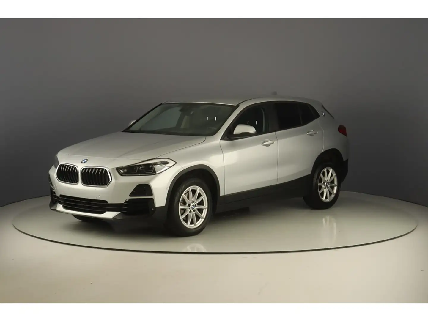 BMW X2 sDrive18i 136pk Advantage Business Silver - 1