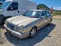 Mercedes-Benz E 220 kein pickerl - thumbnail 5