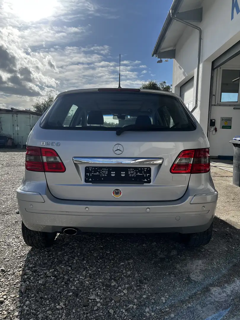 Mercedes-Benz B 200 B-Klasse Sports Tourer BlueEFFICIENCY Silber - 2