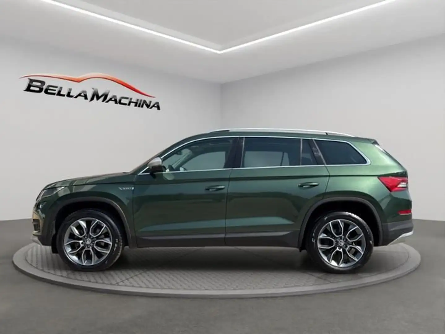 Skoda 2.0 TDI 110KW (150cv) DSG 4x4 Sportline Verde - 2