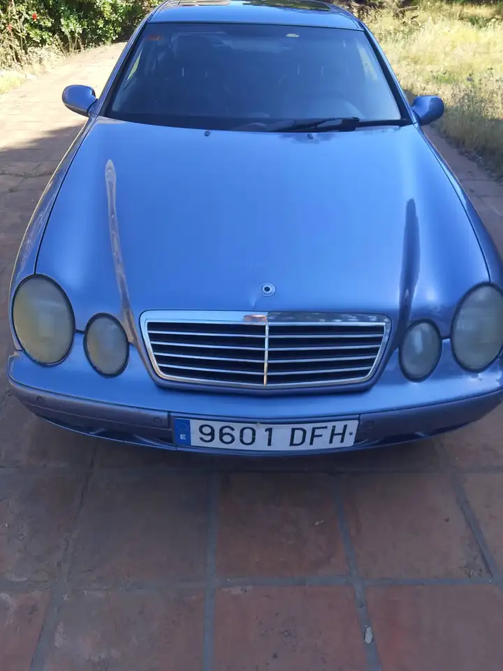 Mercedes-Benz CLK 320 Elegance Elegance, foto 1