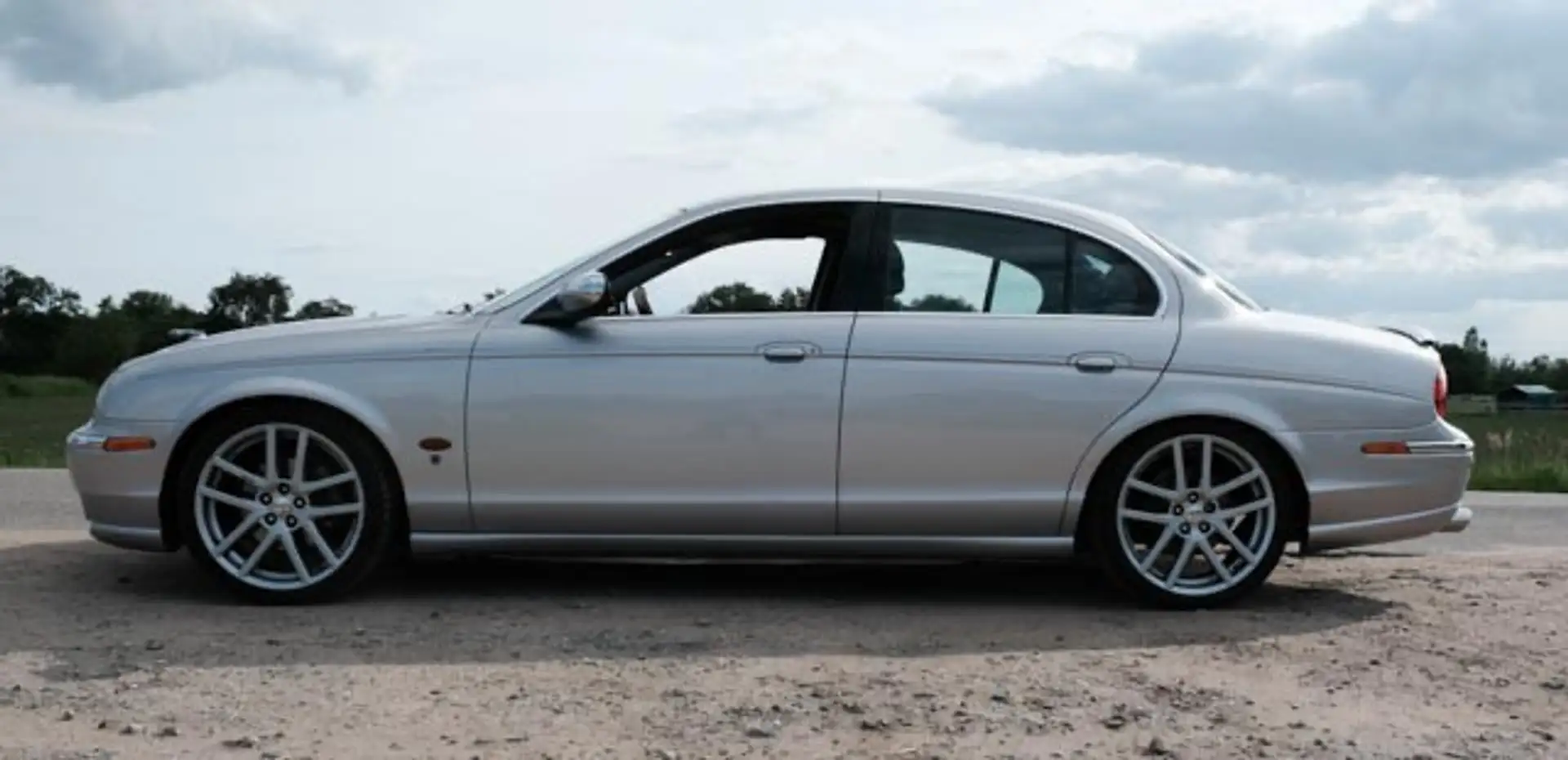 Jaguar S-Type S-Type 2.5 V6 Executive Silber - 2