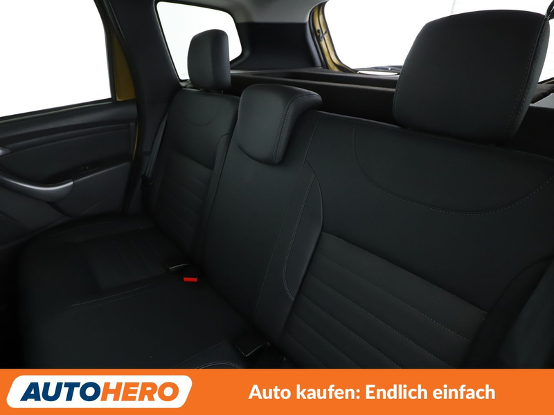 Dacia Duster 1.2 TCe Prestige 4x2 *NAVI*TEMPO*CAM*SHZ*ALU* — photo 14