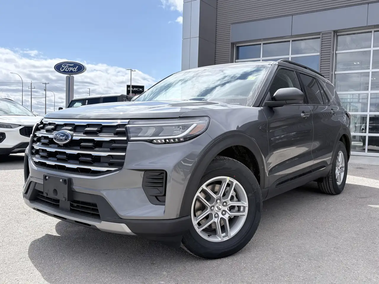 Ford Explorer снимка Ford Explorer