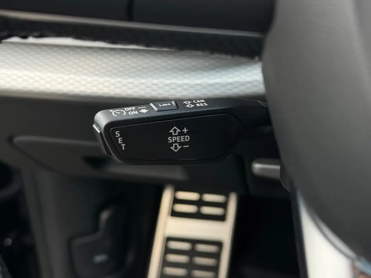 Audi Q8 60 TFSIe HYBRIDE / COMPETITION / CRUISE / CAMERA, миниатюра 17