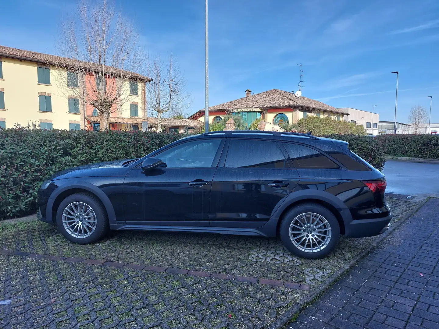 Audi A4 allroad A4 Allroad40 2.0tdi Business quattro204cv s-tronic Nero - 2