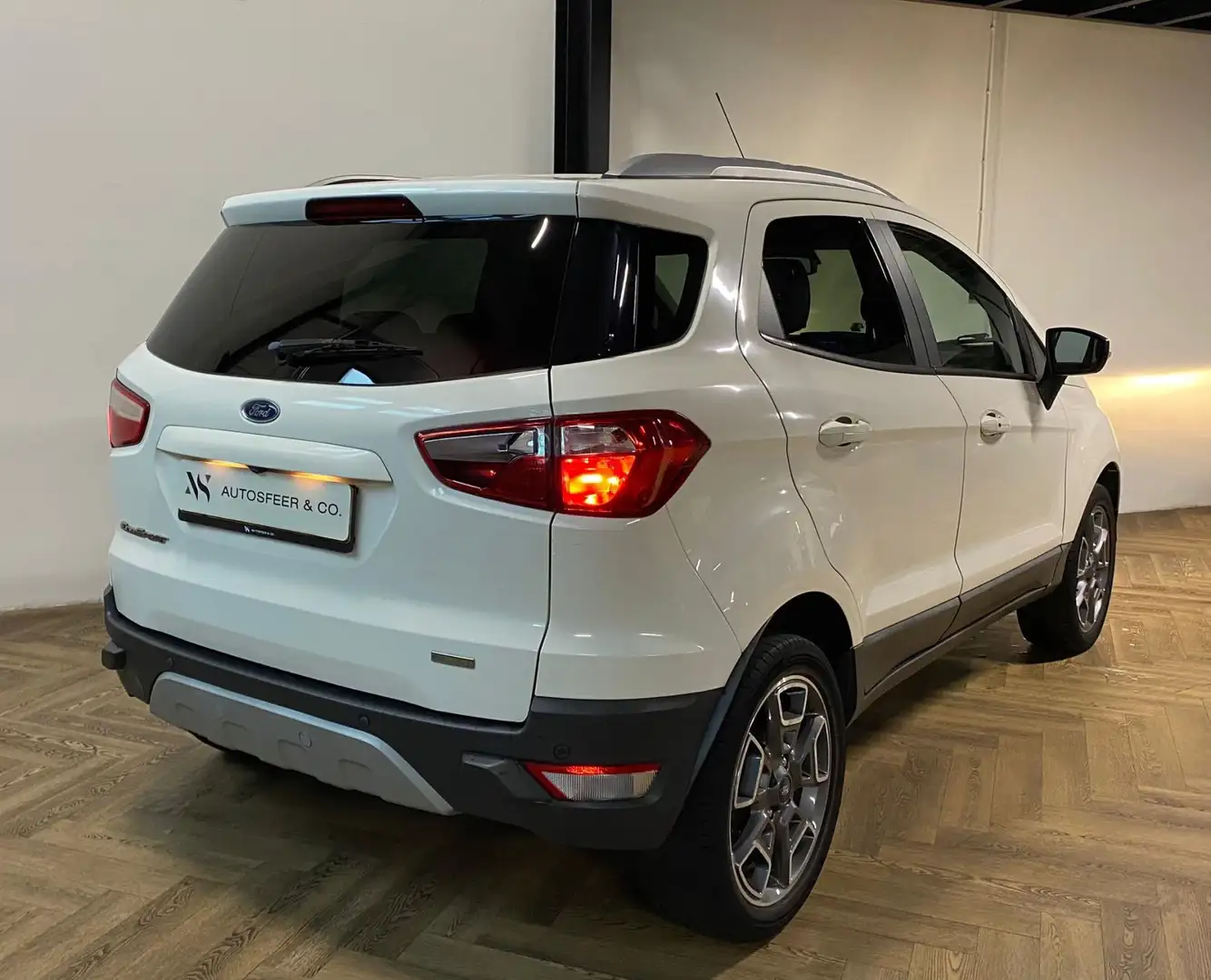 Ford EcoSport 1.0 EcoBoost Titanium KEYLESS CAM VOL' Wit - 2
