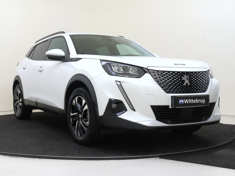 Peugeot e-2008 EV Allure Pack 50 kWh — photo 3