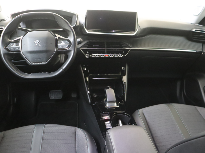 Peugeot e-2008 EV Allure Pack 50 kWh — photo 5