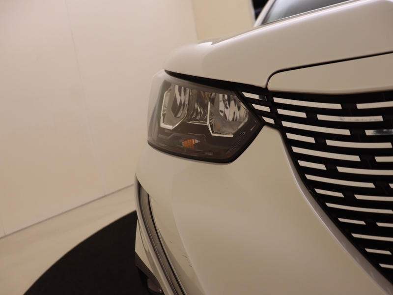 Peugeot e-2008 EV Allure Pack 50 kWh — photo 13