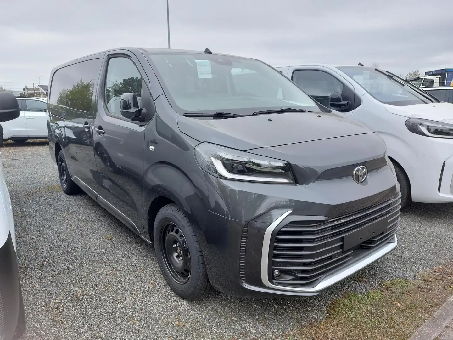Toyota Proace Van Double Cabine Long Dynamic Grijs - 1