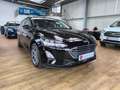 Ford Focus Turnier Titanium X Schwarz - thumbnail 1