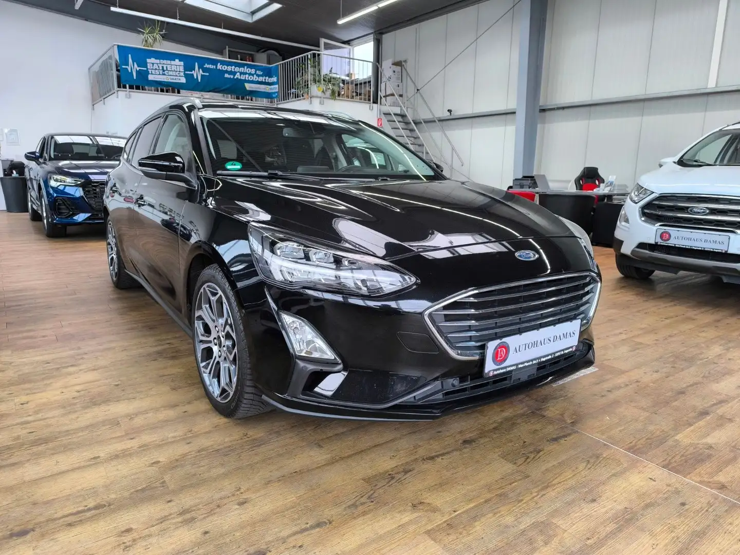 Ford Focus Turnier Titanium X Schwarz - 1