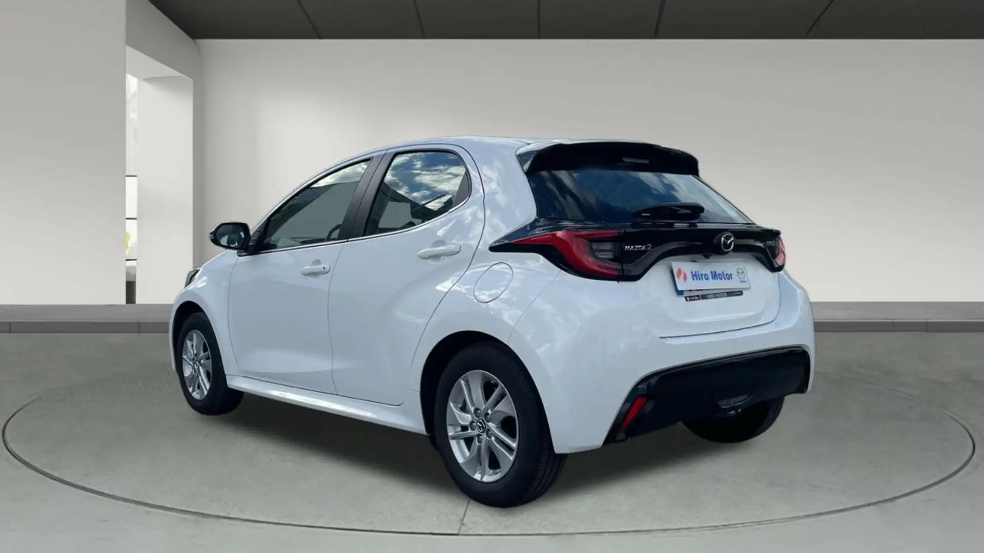 Mazda 2 HYBRID 1.5 116CVT AGILE COMFORT Blanco - 2