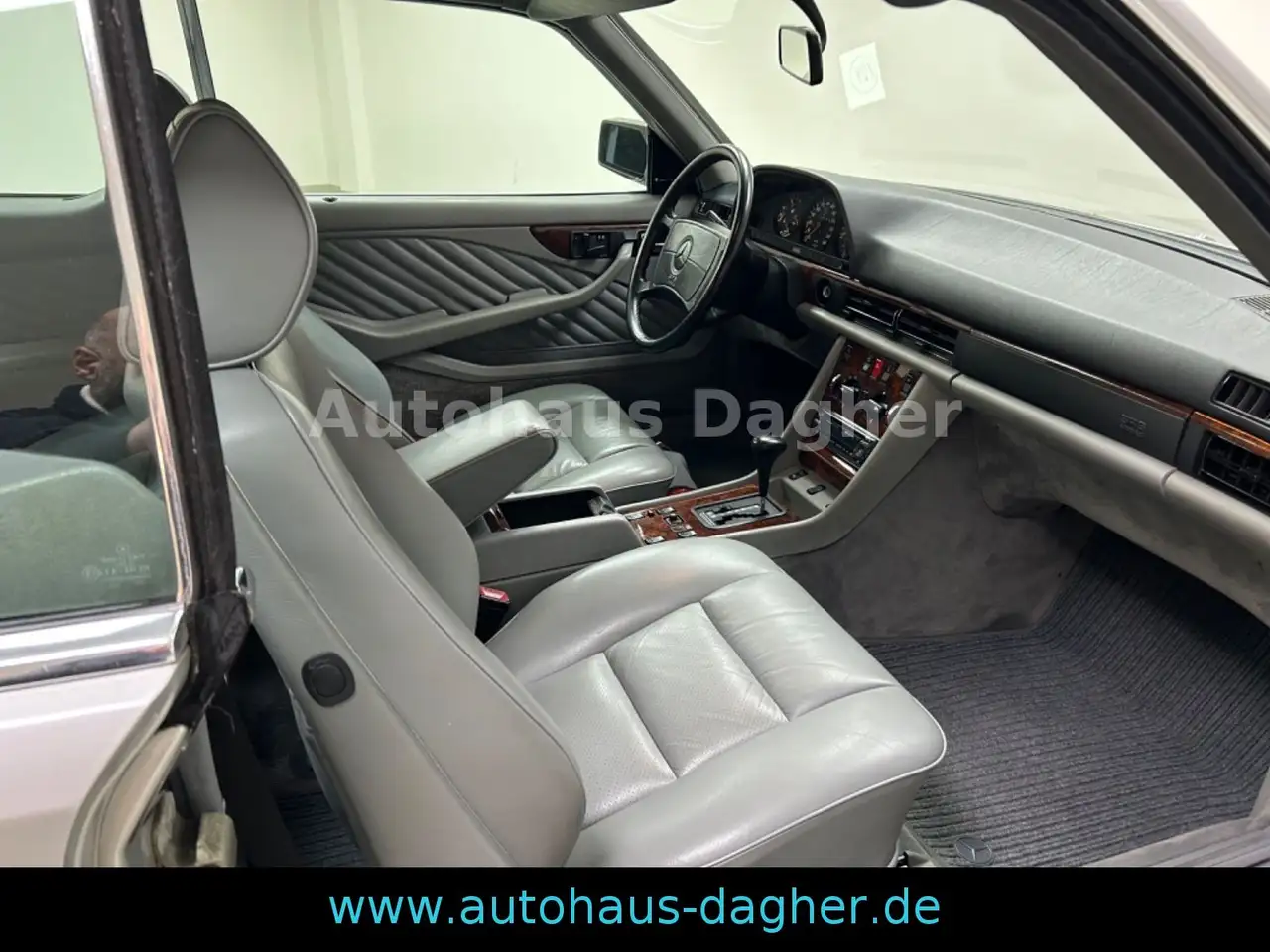 Mercedes-Benz 560 SEC Vollausstattung lückenlose Historie, foto 10
