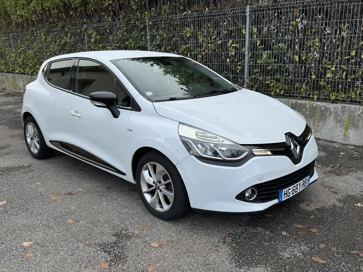 Renault Clio IV dCi 90 Energy SL Limited EDC - 1
