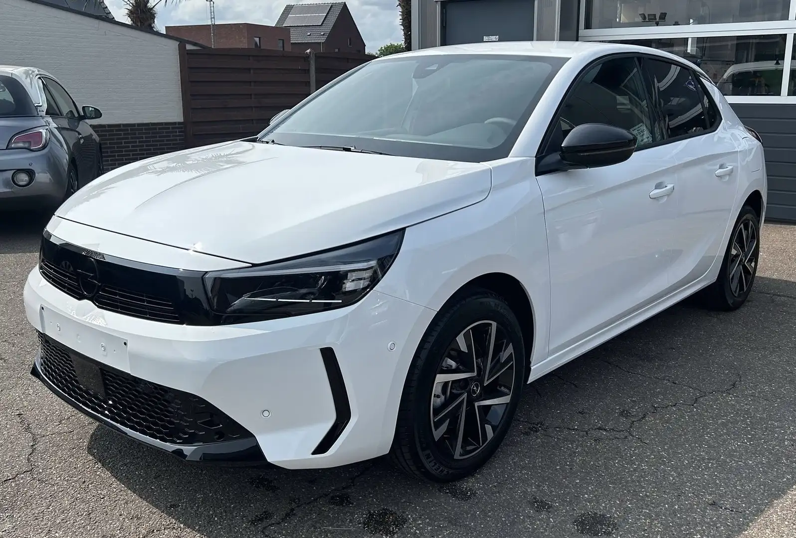 Opel Corsa F 1200 Benzine 100PK GS Line +… FACELIFT MODEL Wit - 2