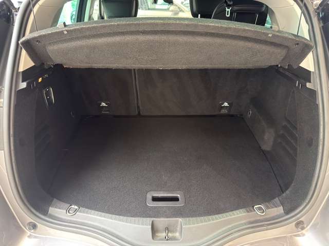 Renault Scenic — photo 20