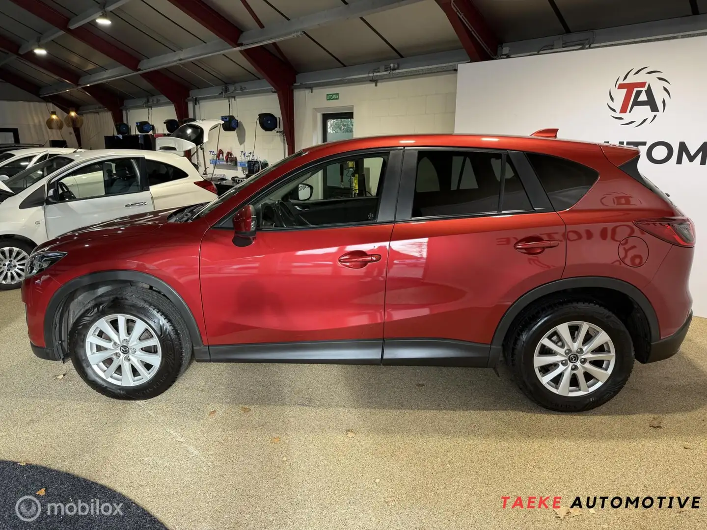 Mazda CX-5 2.0 TS 2WD Clima/Cruise/Nav/Stoelver/Trekhaak Rood - 2
