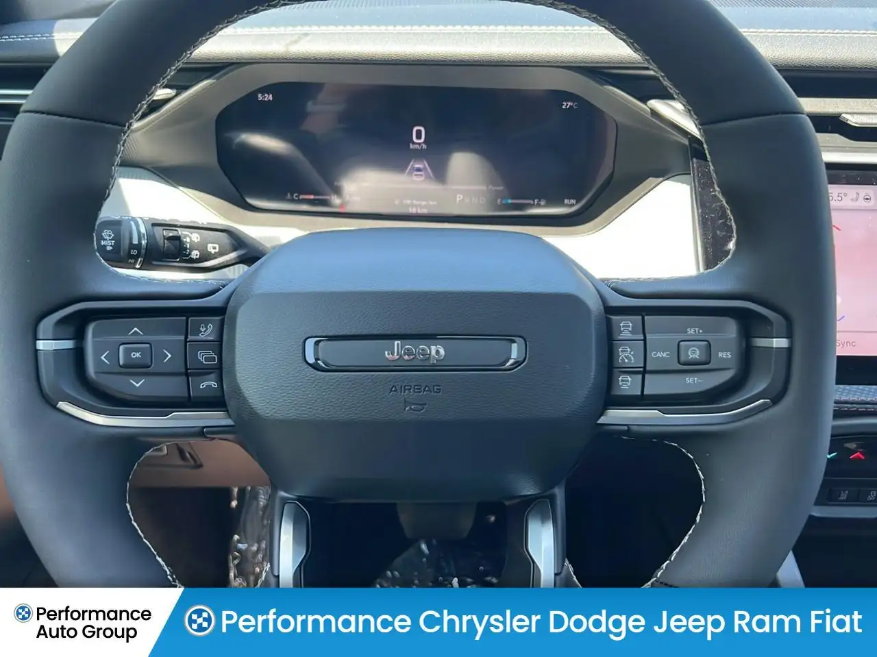 Jeep Cherokee снимка Jeep Cherokee