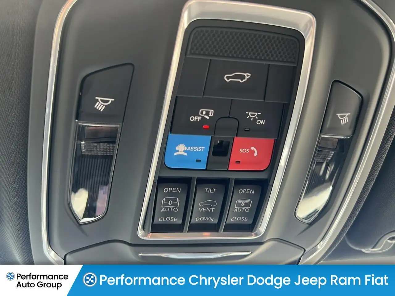 Jeep Cherokee снимка Jeep Cherokee