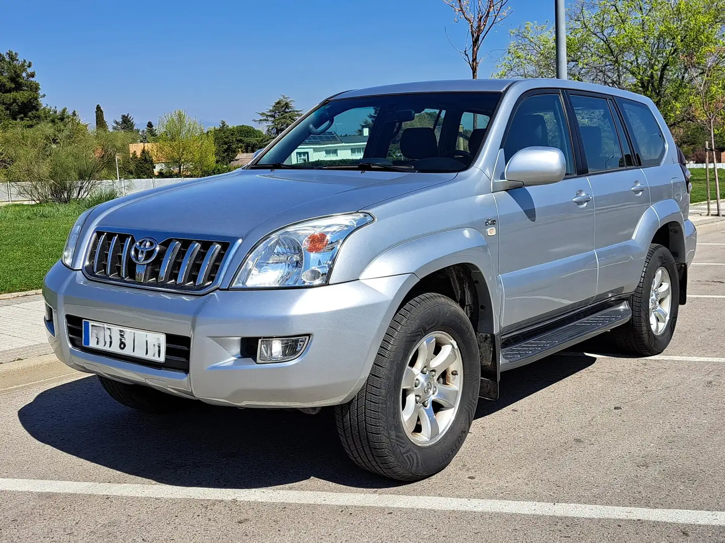 Toyota Land Cruiser Land Cruiser D-4D VX con techo solar Plateado - 1