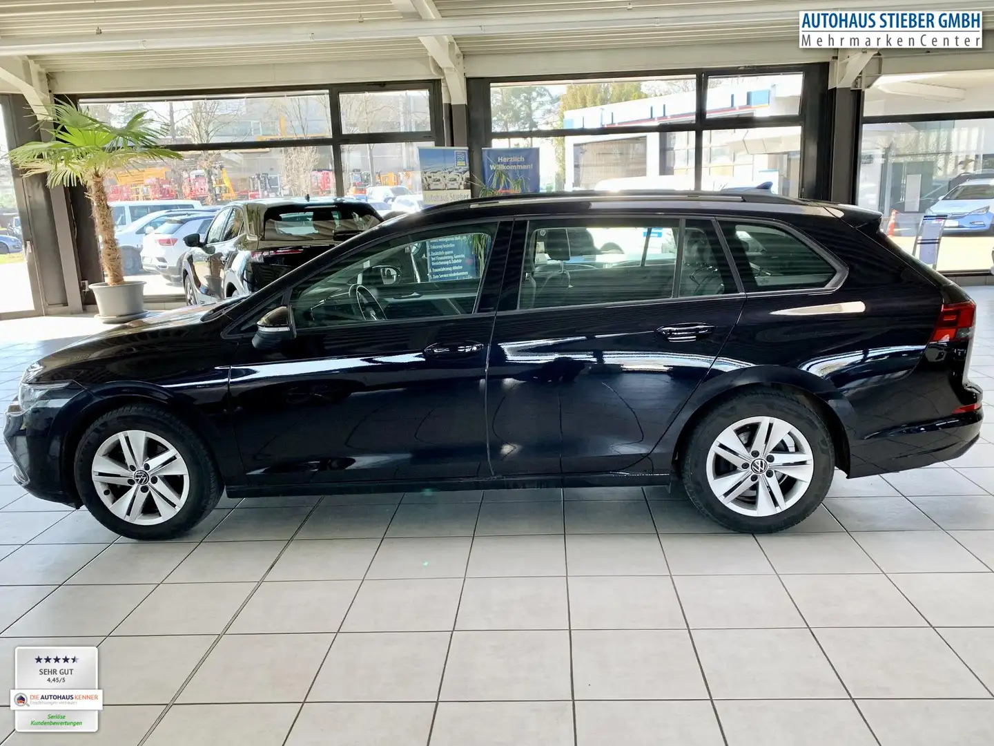 Volkswagen Golf VIII Variant Life SHZ+LHZ+NAVI+EPH 1.5 TSI Schwarz - 2