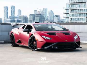 RWD | V10 | CARBON PKG | SPORT SEATS