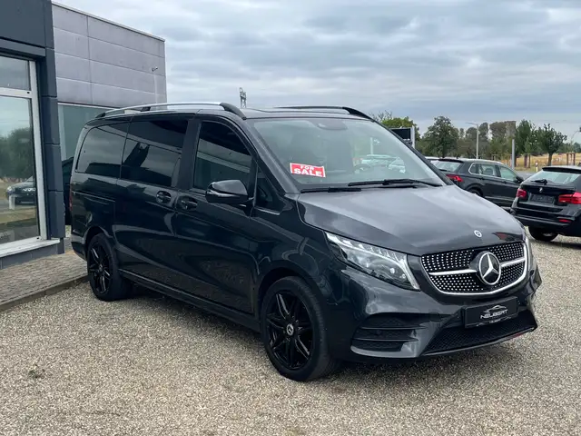 Mercedes-Benz V 300 V-Klasse Diesel d lang 4Matic 9G-TRONIC  Avantgarde Edition AMG