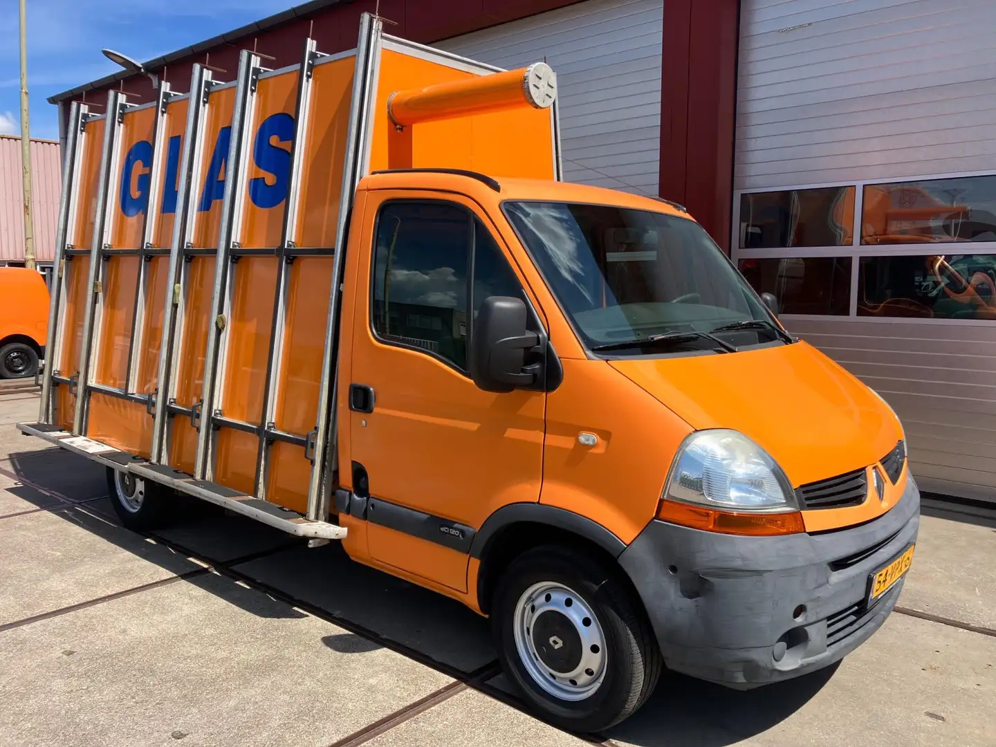 Renault Master T35 2.5 dCi L2H1 Glasresteel Orange - 1