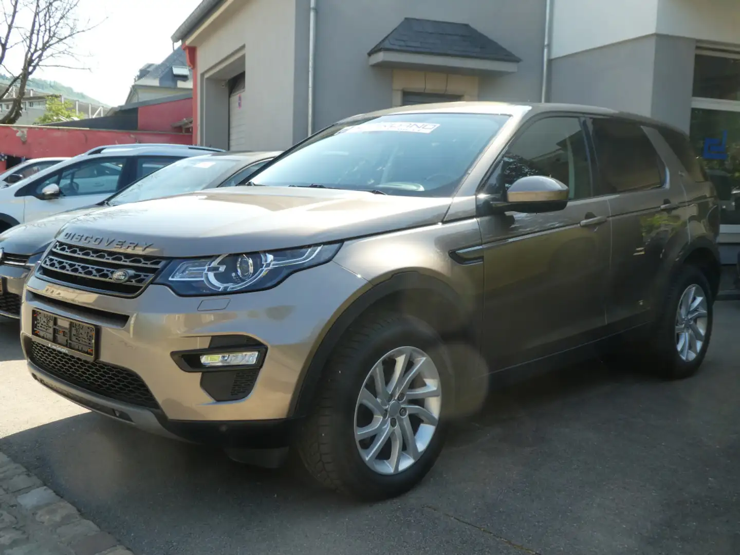Land Rover Discovery Sport TD4 150 4WD Brown - 1