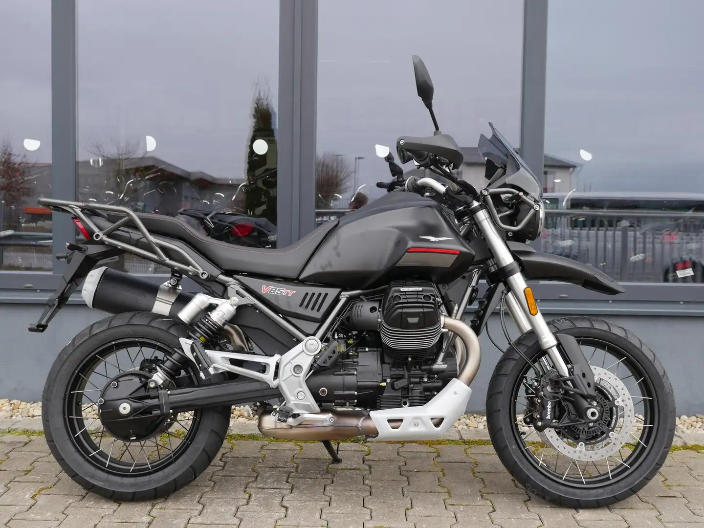 Moto Guzzi V 85 TT - Sonderpreis - mehrere Farben & Modelle - 1