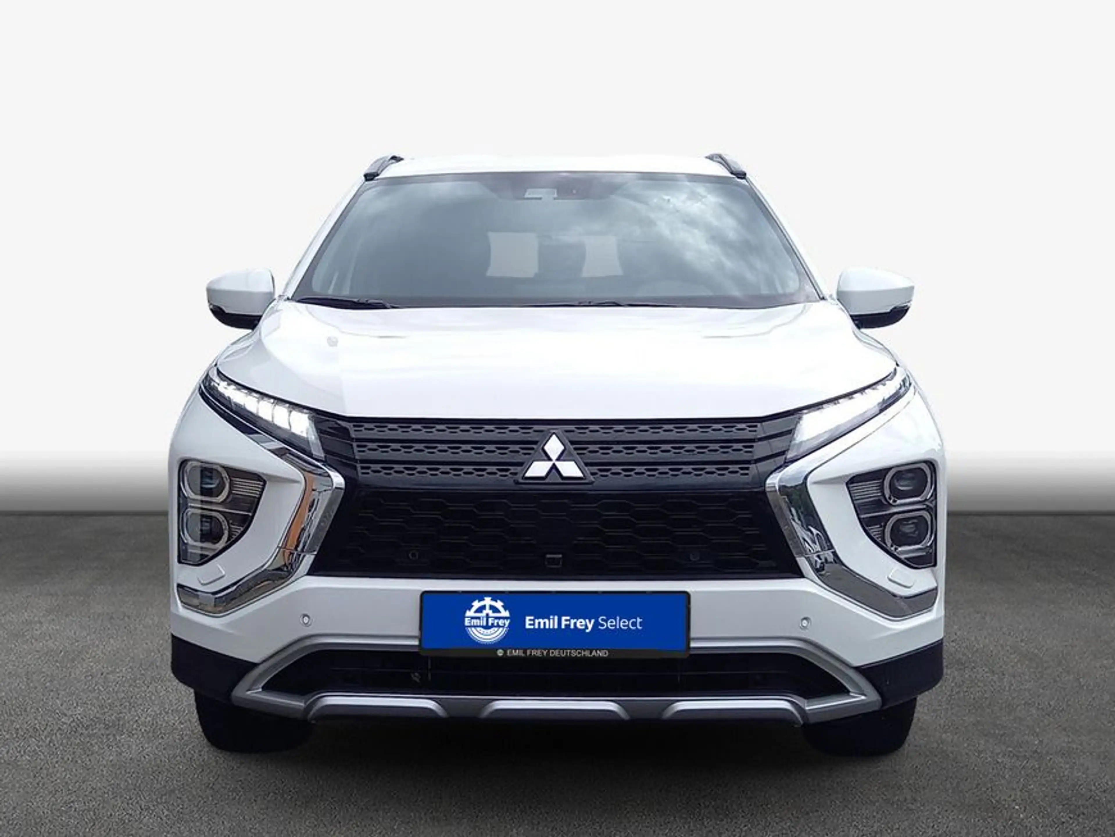 Mitsubishi Eclipse Cross Plug-In Hybrid 4WD Plus — photo 3