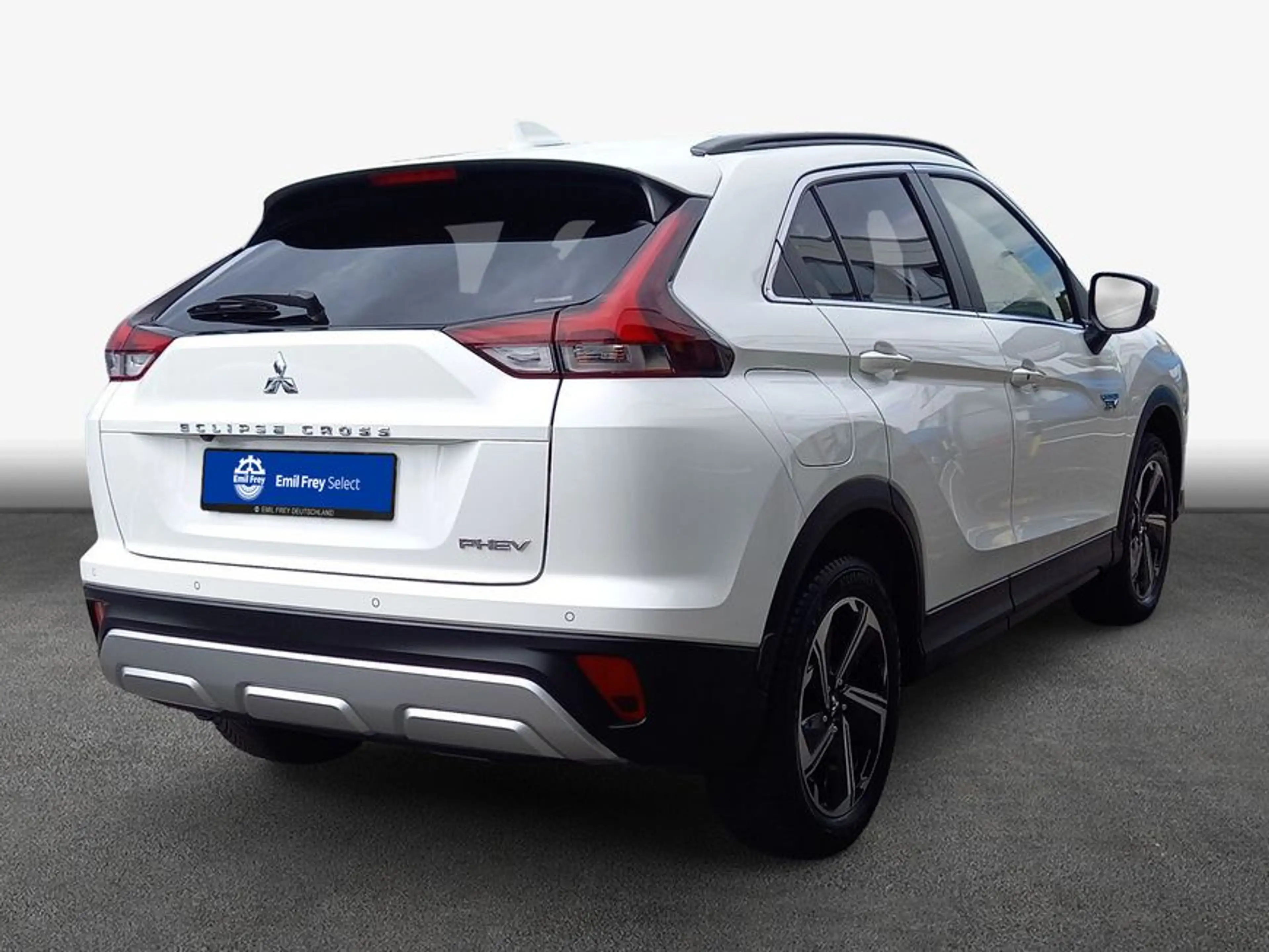 Mitsubishi Eclipse Cross Plug-In Hybrid 4WD Plus — photo 2