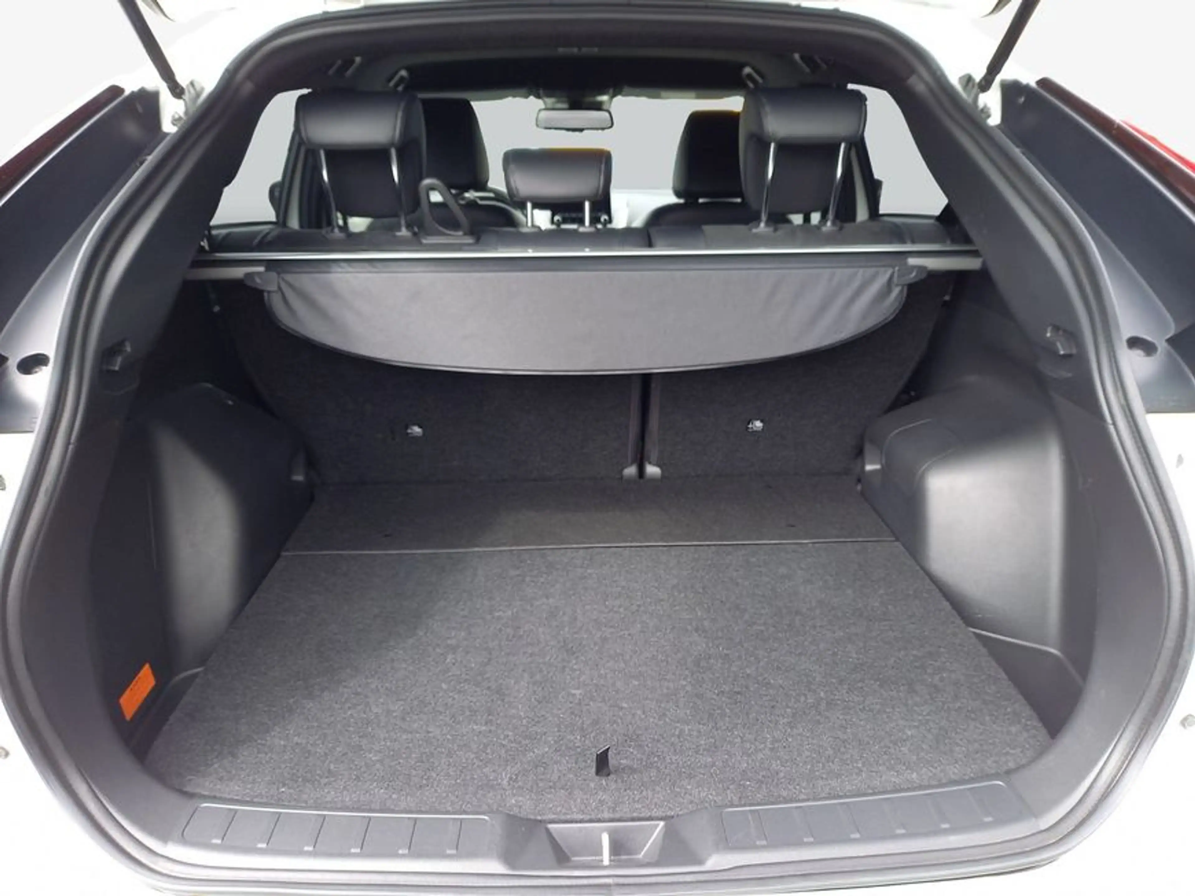 Mitsubishi Eclipse Cross Plug-In Hybrid 4WD Plus — photo 9