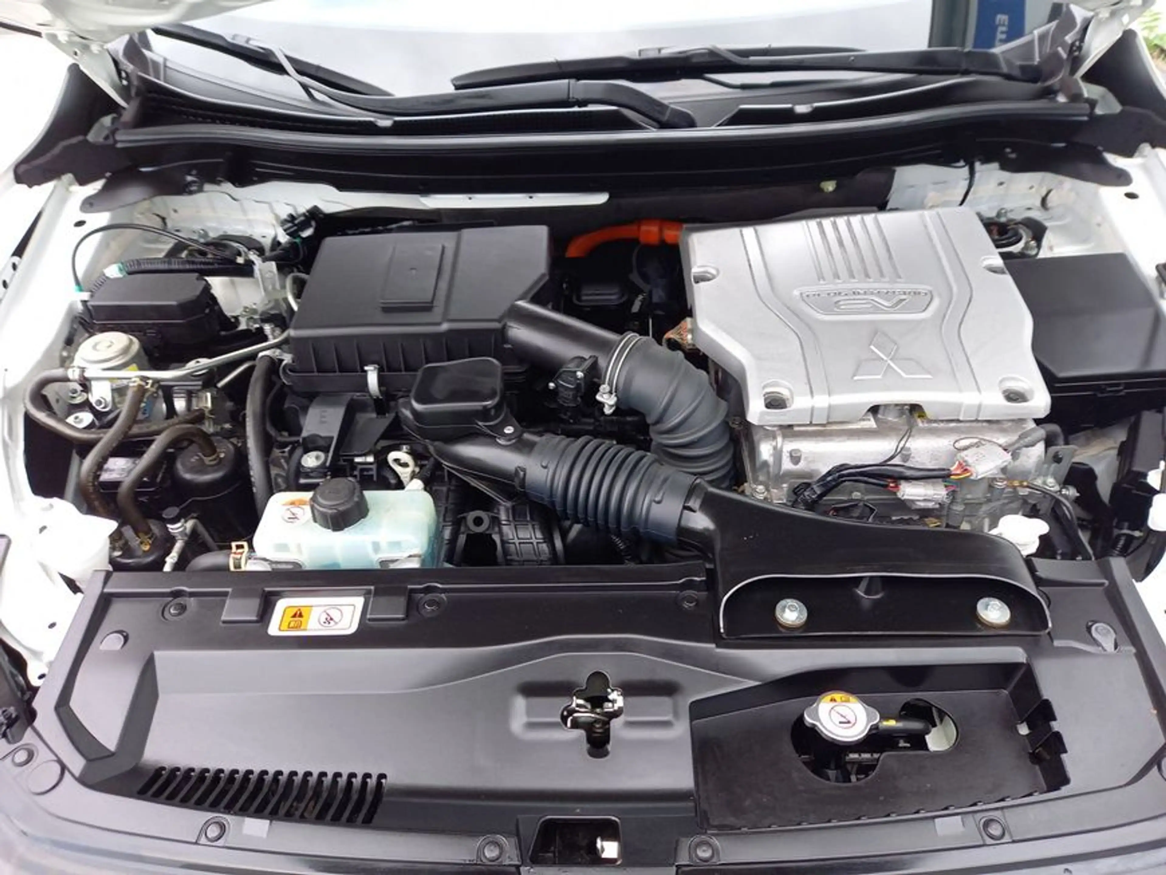 Mitsubishi Eclipse Cross Plug-In Hybrid 4WD Plus — photo 24