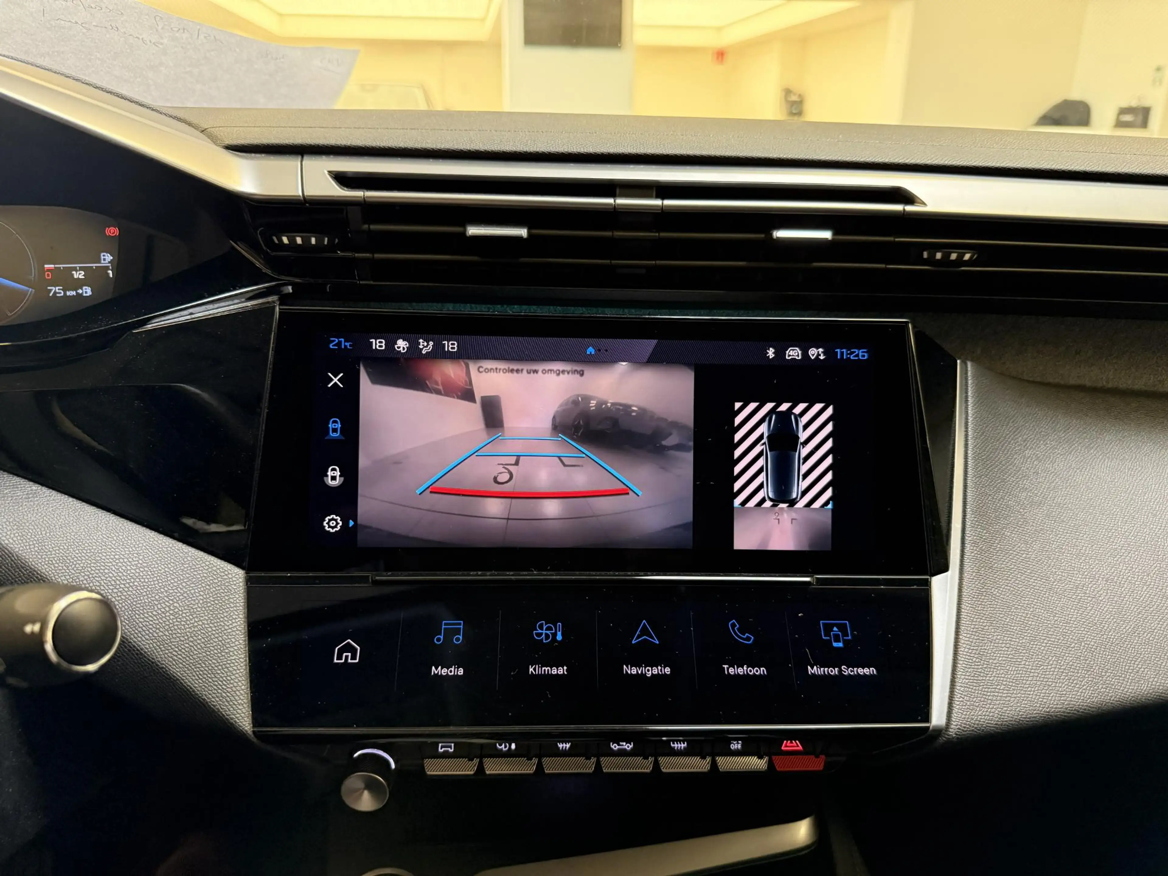 Peugeot 308 1.2 PureTech 130 S&S Allure Pack — photo 12