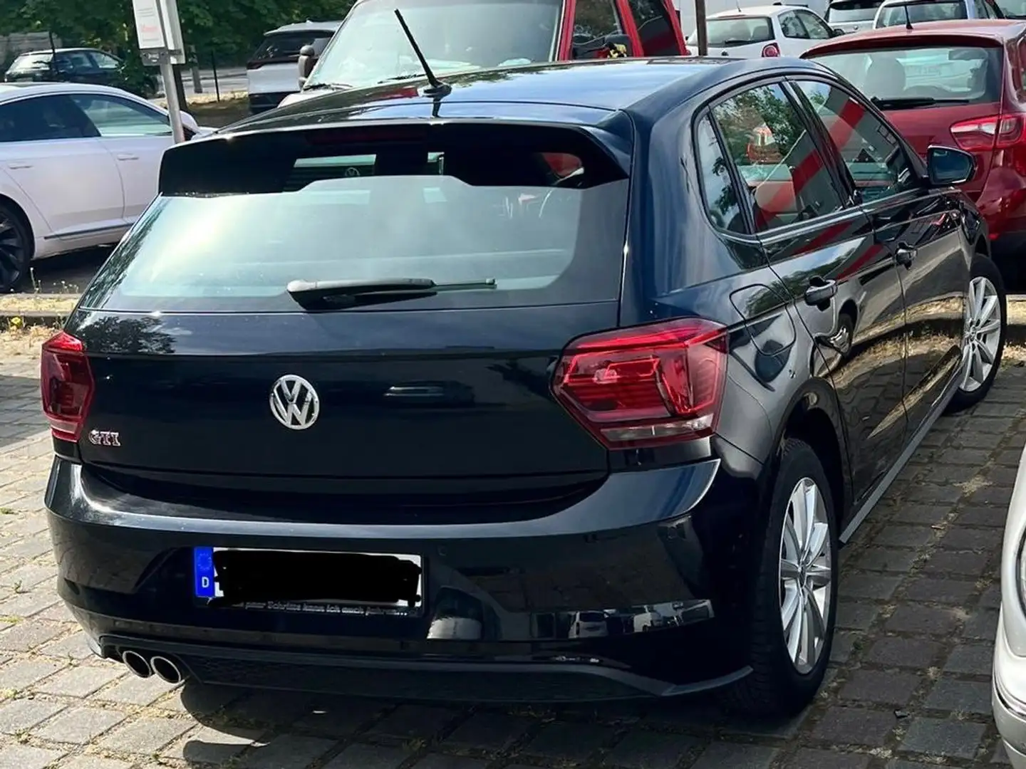 Volkswagen Polo GTI Polo 2.0 TSI OPF DSG GTI Schwarz - 2