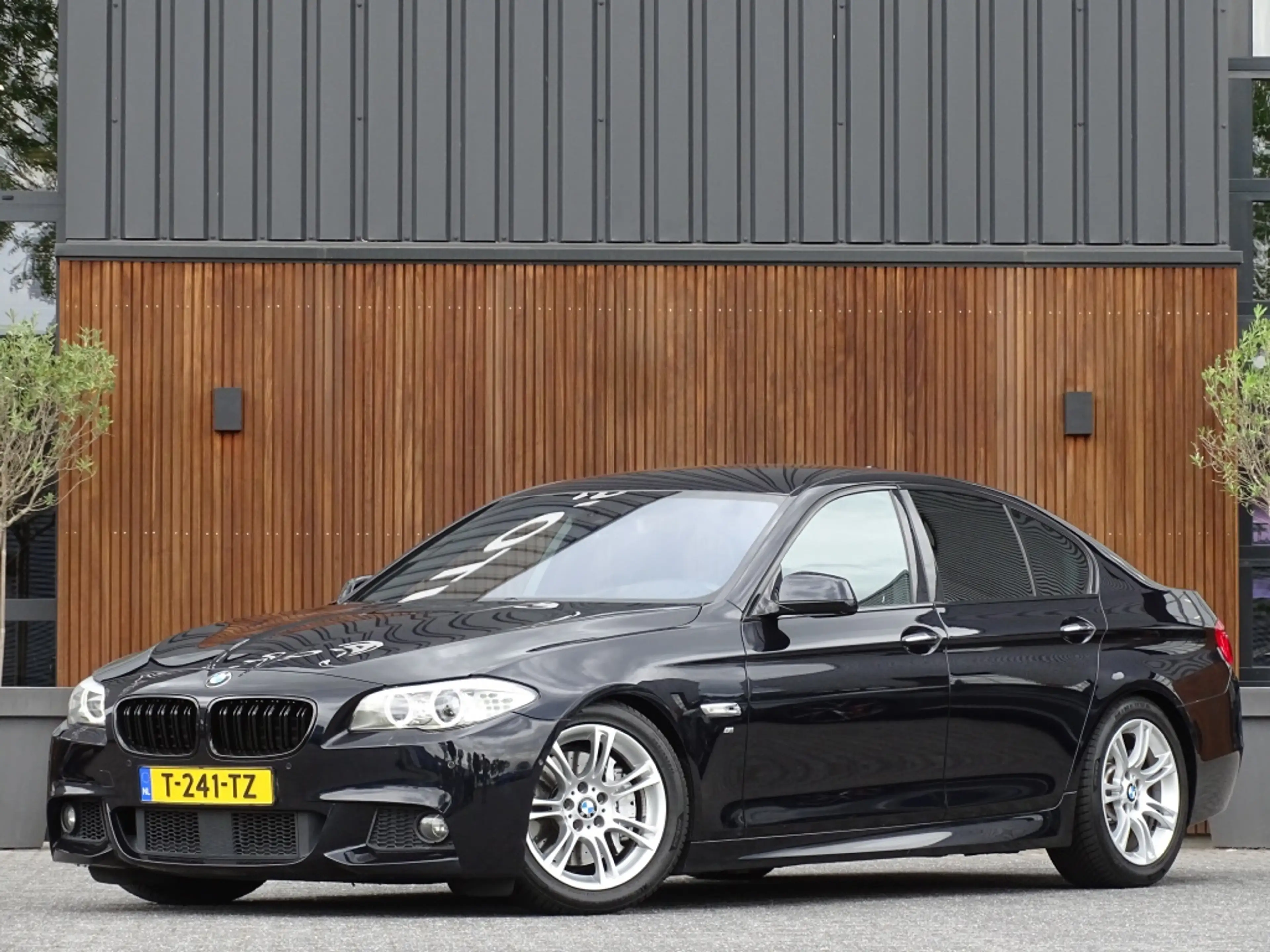 BMW 535 5-serie 535i TwinTurbo 306PK / Executive / M Sport