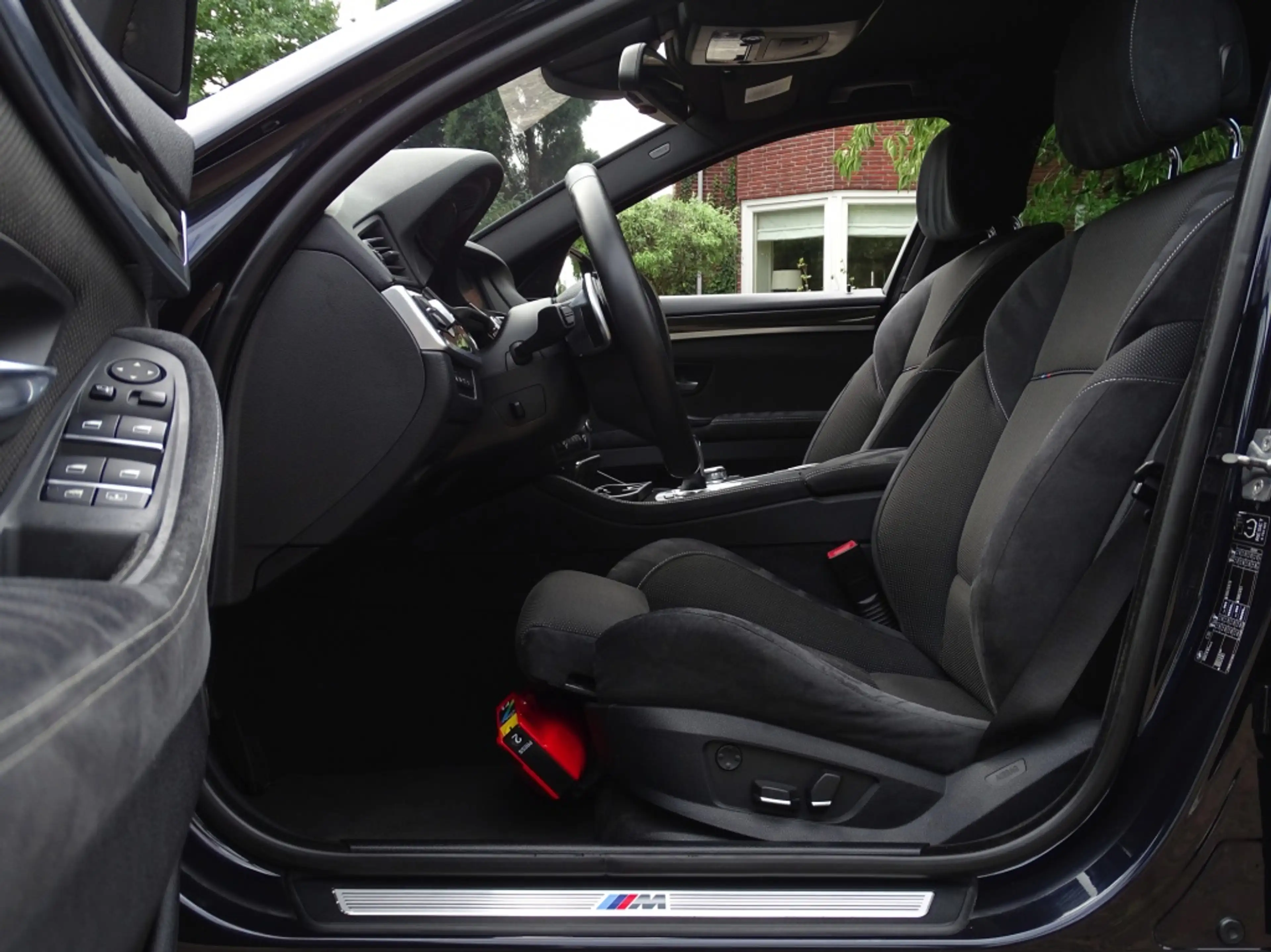 BMW 535 5-serie 535i TwinTurbo 306PK / Executive / M Sport — photo 12