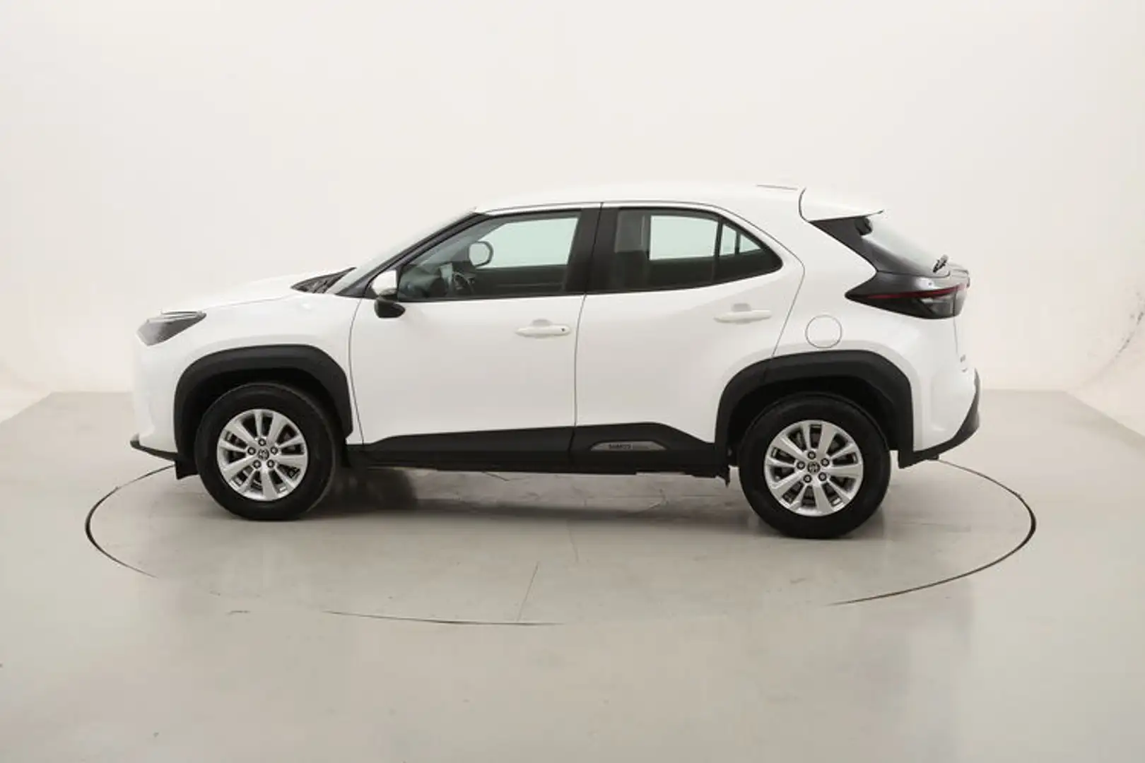 Toyota Yaris Cross Hybrid Business 1.5 Full Hybrid 116CV Bianco - 2