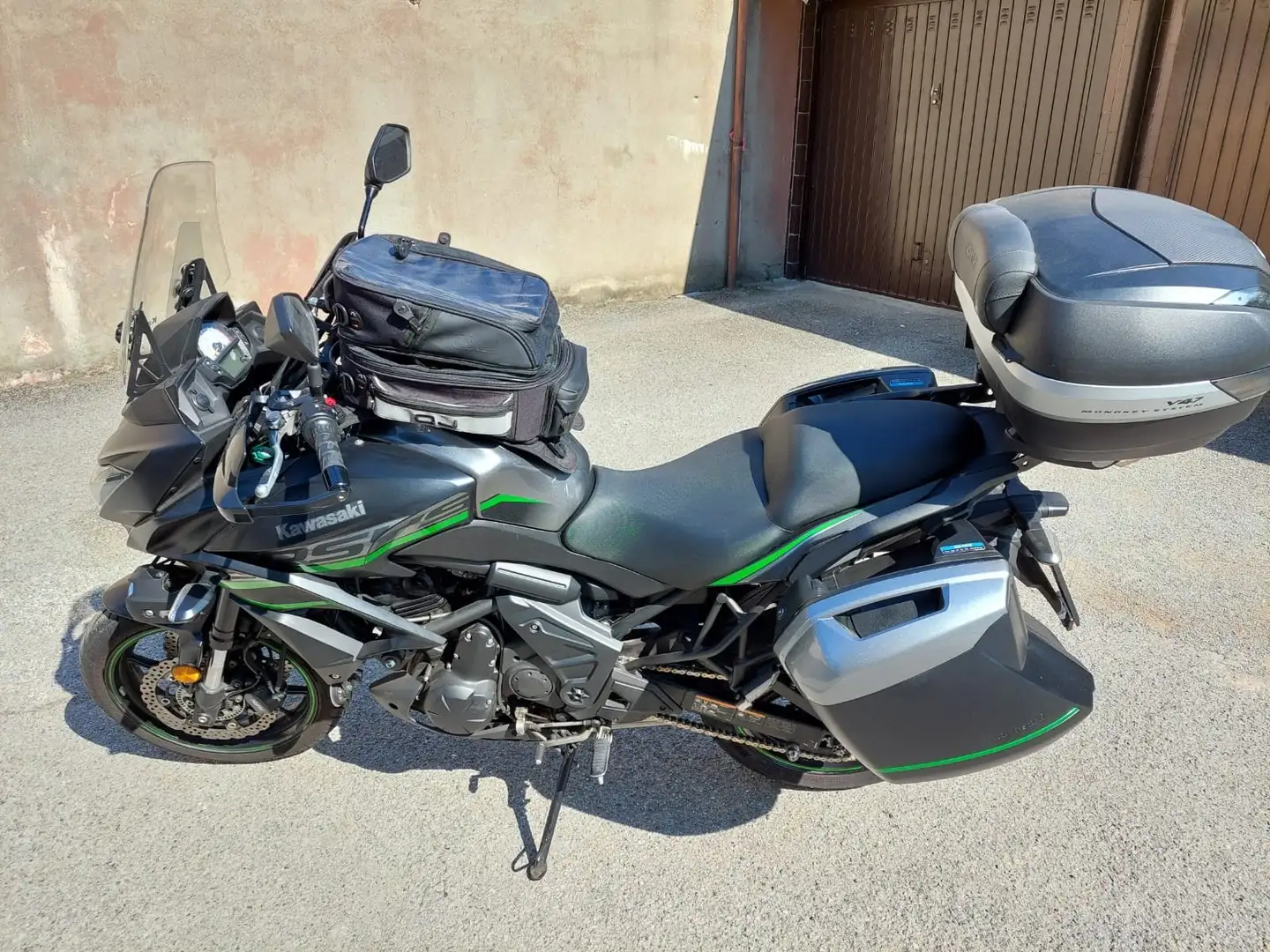 Kawasaki Versys 650 Gran Tourer Verde - 1